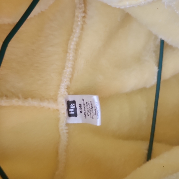 Yellow duckie robe - Picture 2 of 3